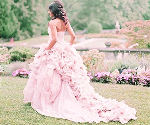 розовое свадебное платье